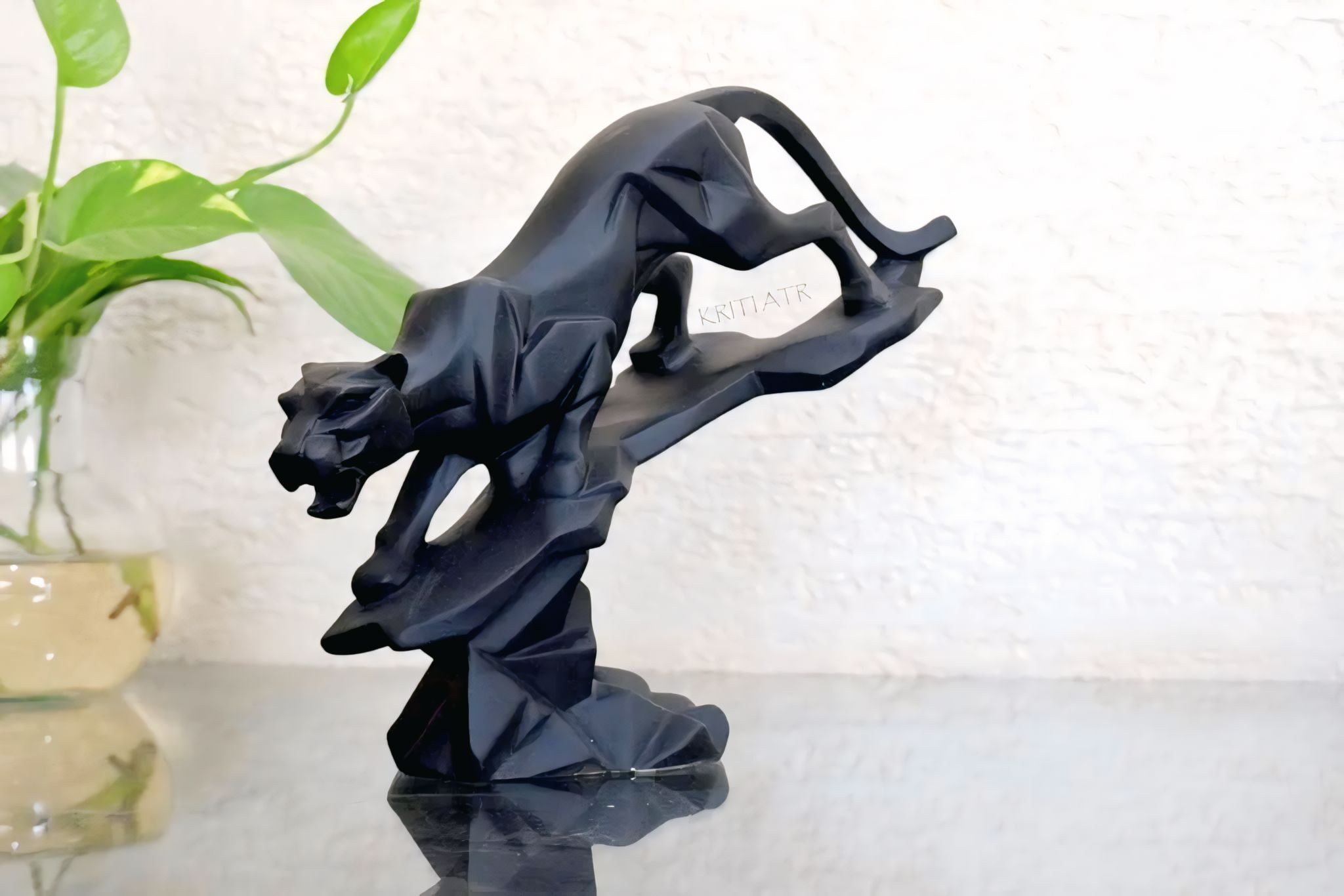 Luxury Black Panther Sculpture – Modern Geometric Big panther Figurine for Home Decor