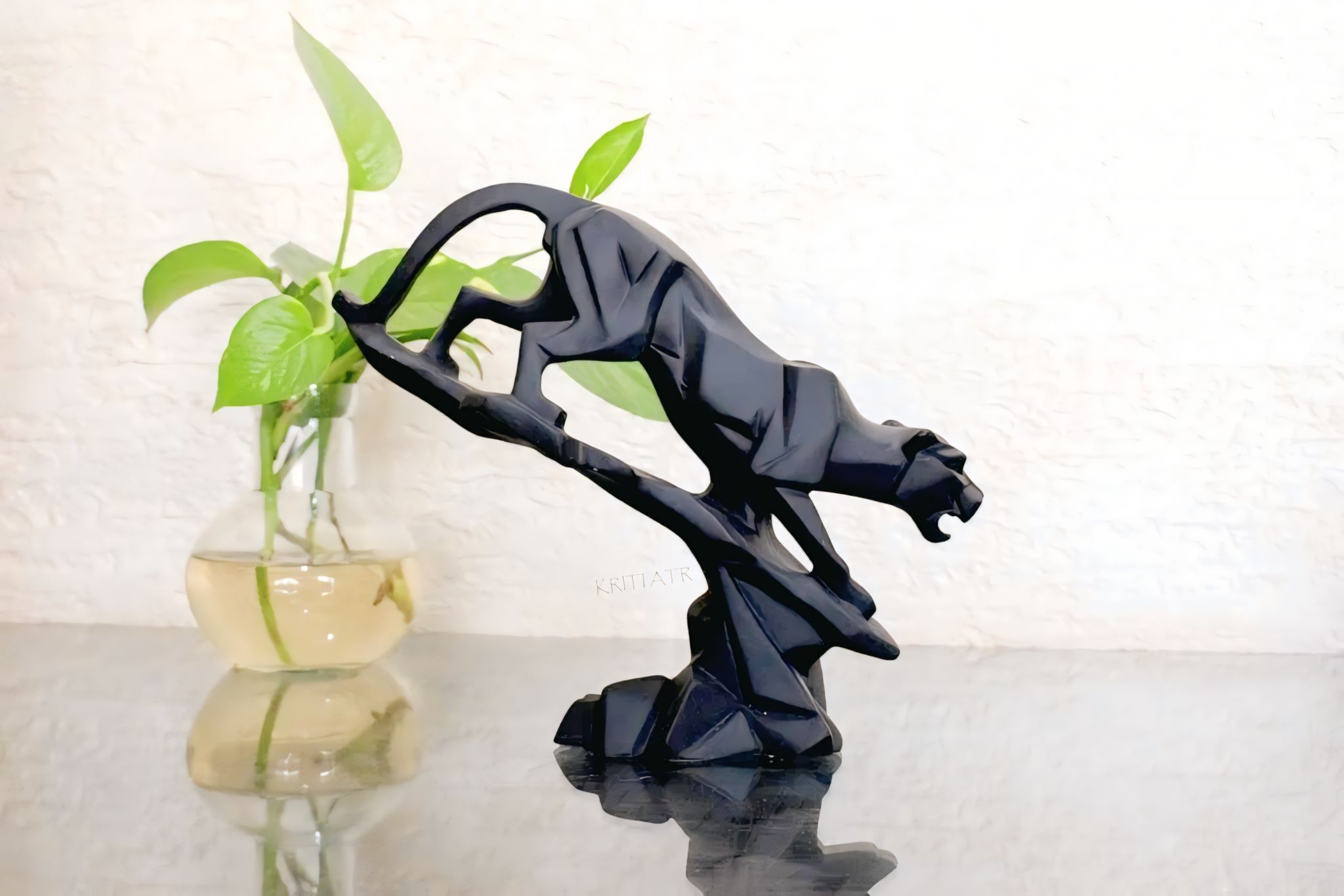 Luxury Black Panther Sculpture – Modern Geometric Big panther Figurine for Home Decor